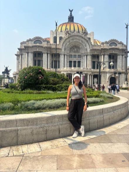 Valeria Santana traveling, photo 1 of 6